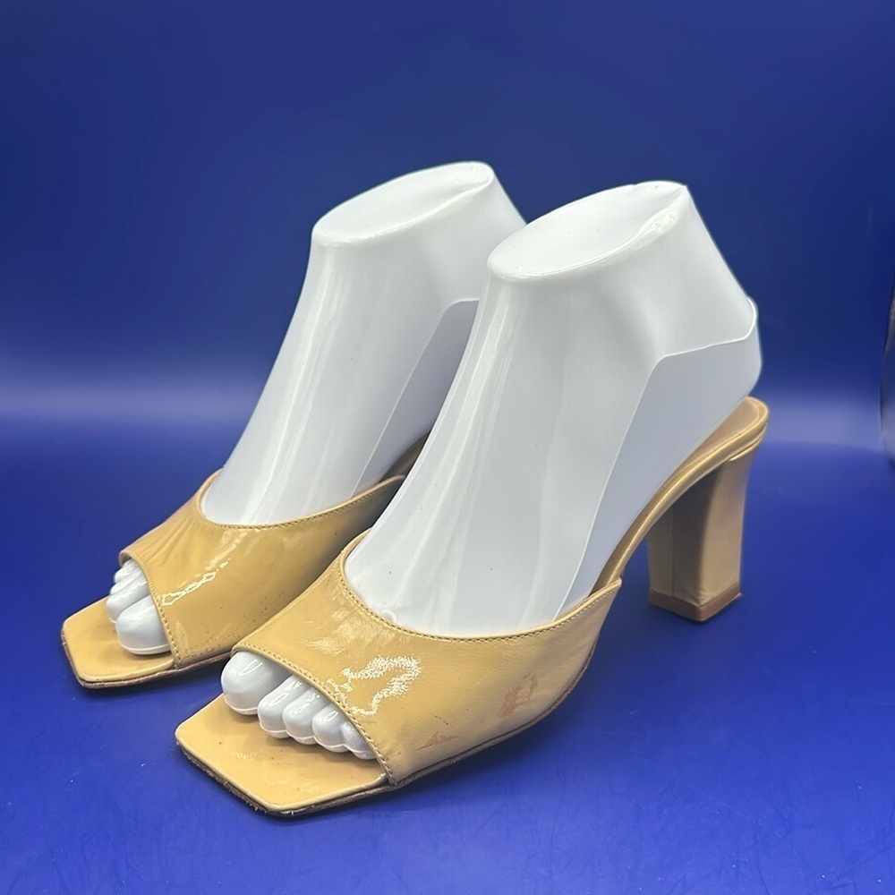 BRUNO MAGLI Vintage Made In Italy Golden Yellow With Heel Women’s Size 36 US 5.5